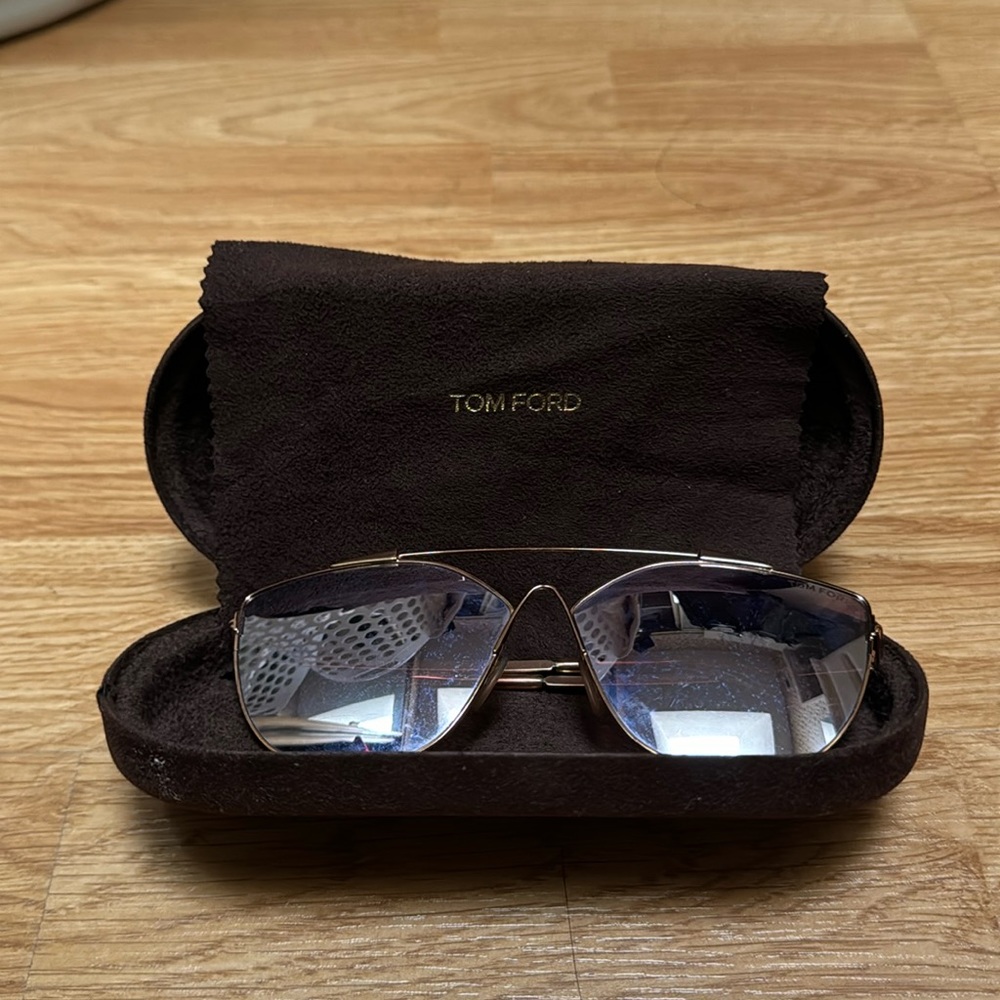 Tom Ford sunglasses with case and cloth. Good condition.